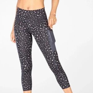 Fabletics Mila High Waisted Leopard Print Capri Leggings